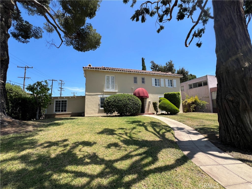 1171 Huntington Drive