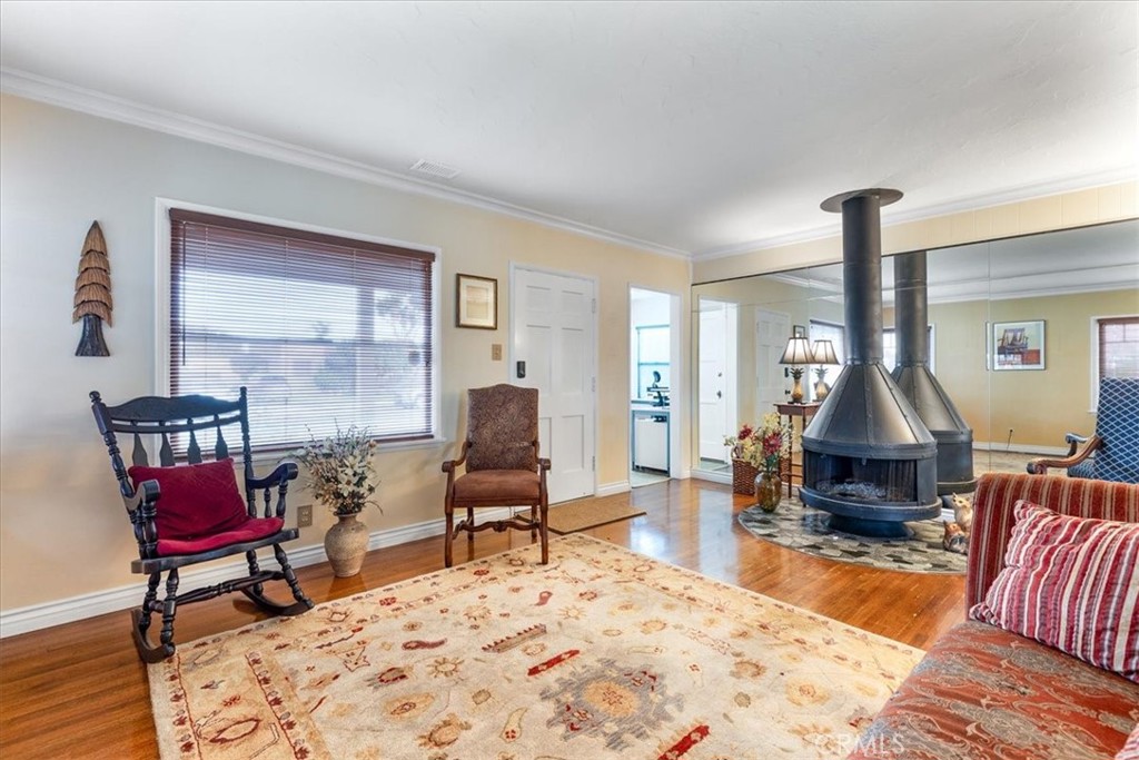 2289 Golden Avenue Avenue