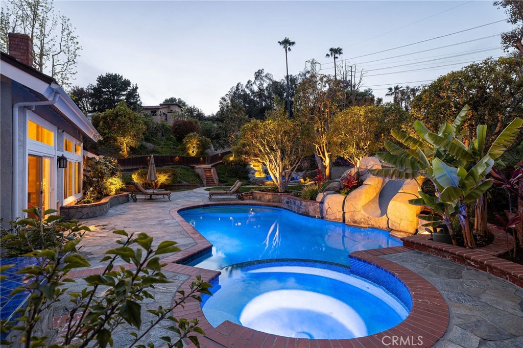 25611 Rangewood Road