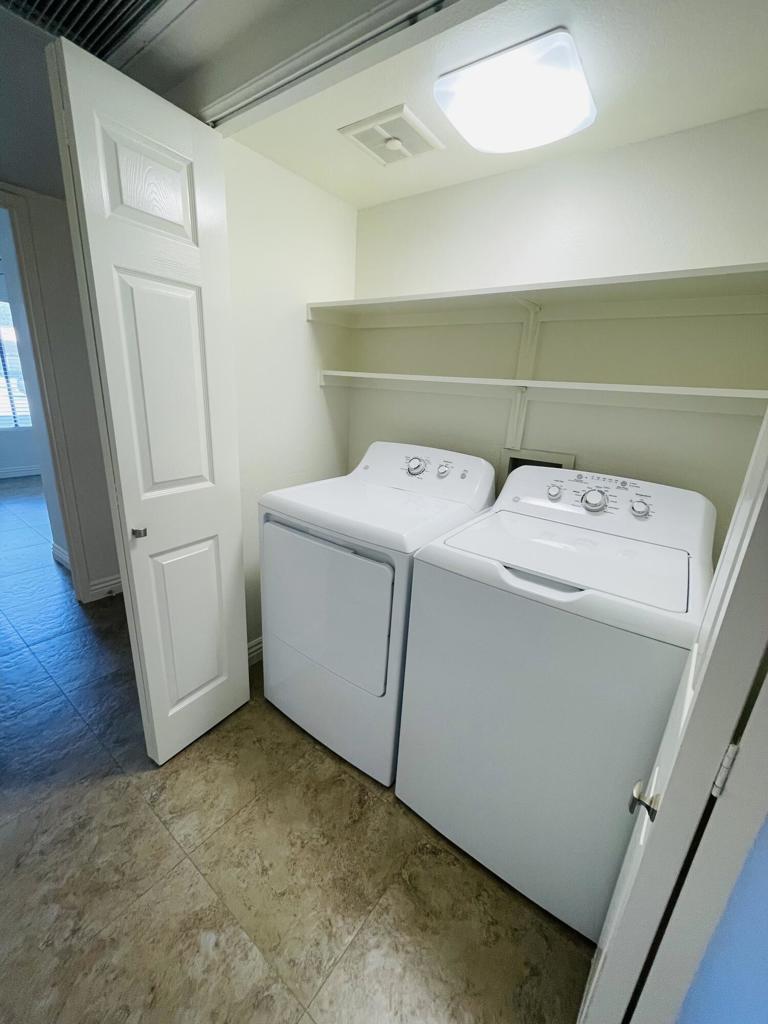 Palm Lakes - Residential Lease