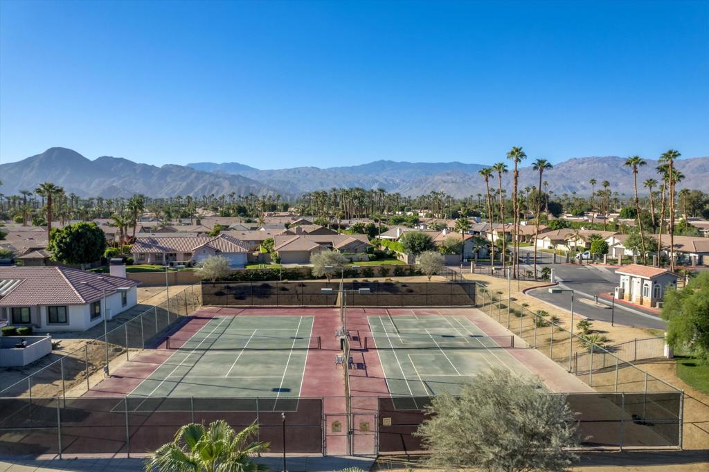 Palm Lakes - Residential Lease