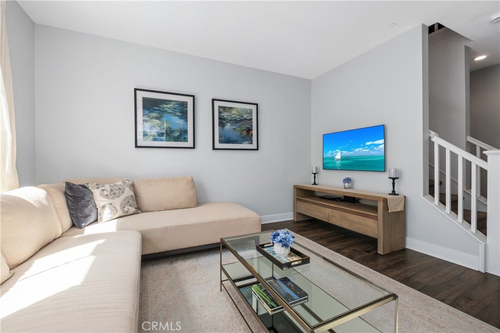 Properties 4 11 Agrios Street