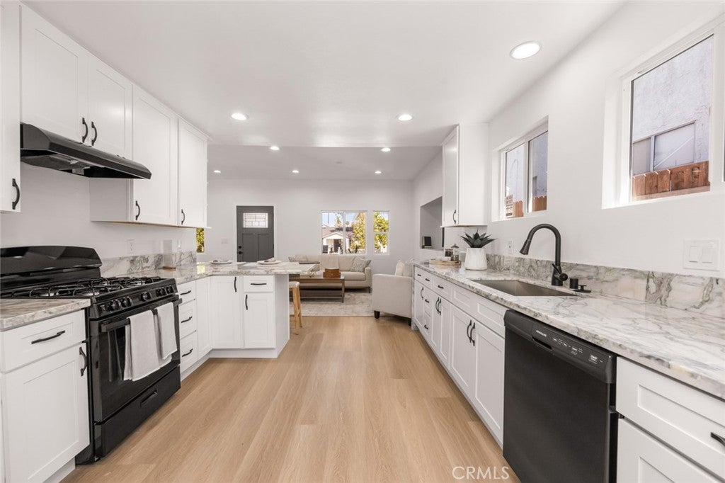 201 S Melrose