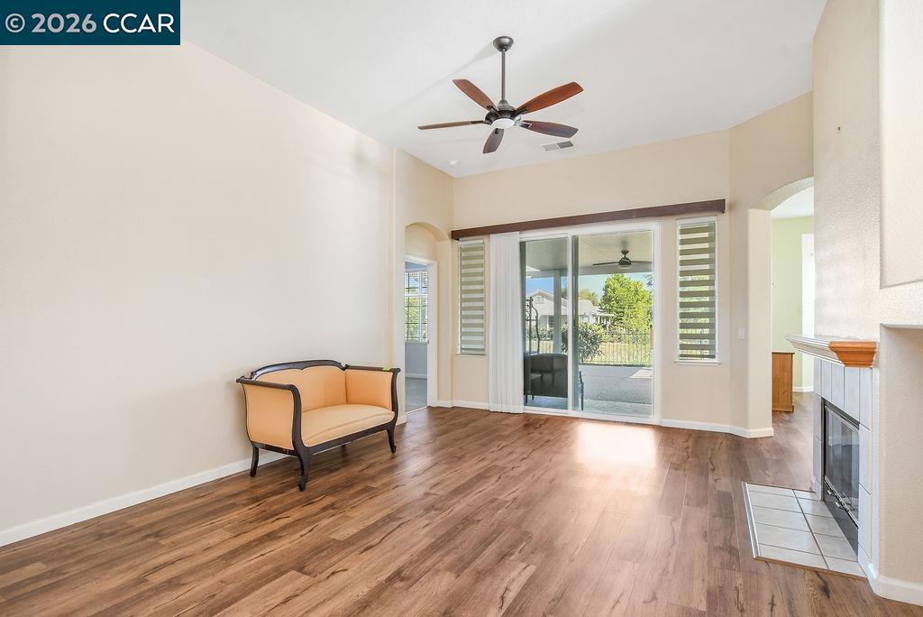1572 Rubidoux Ln