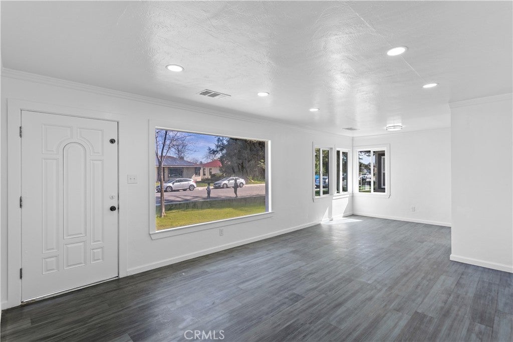 209 Cypress