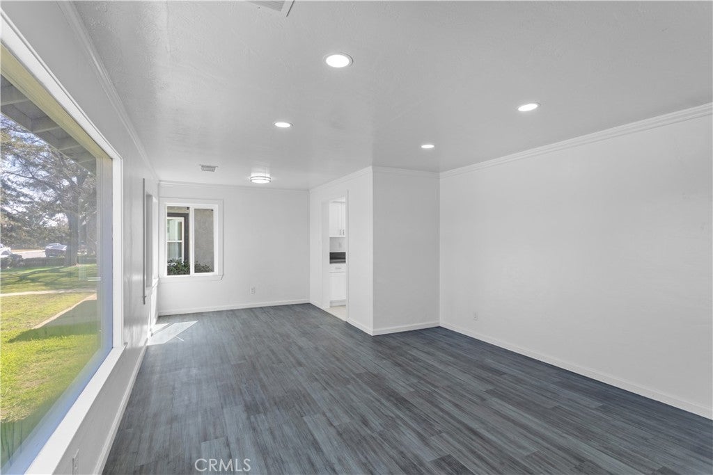 209 Cypress