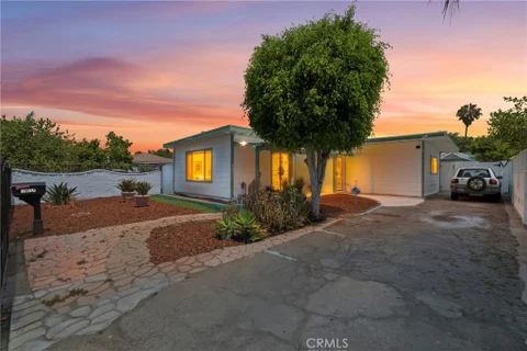 MLS: SR26172430