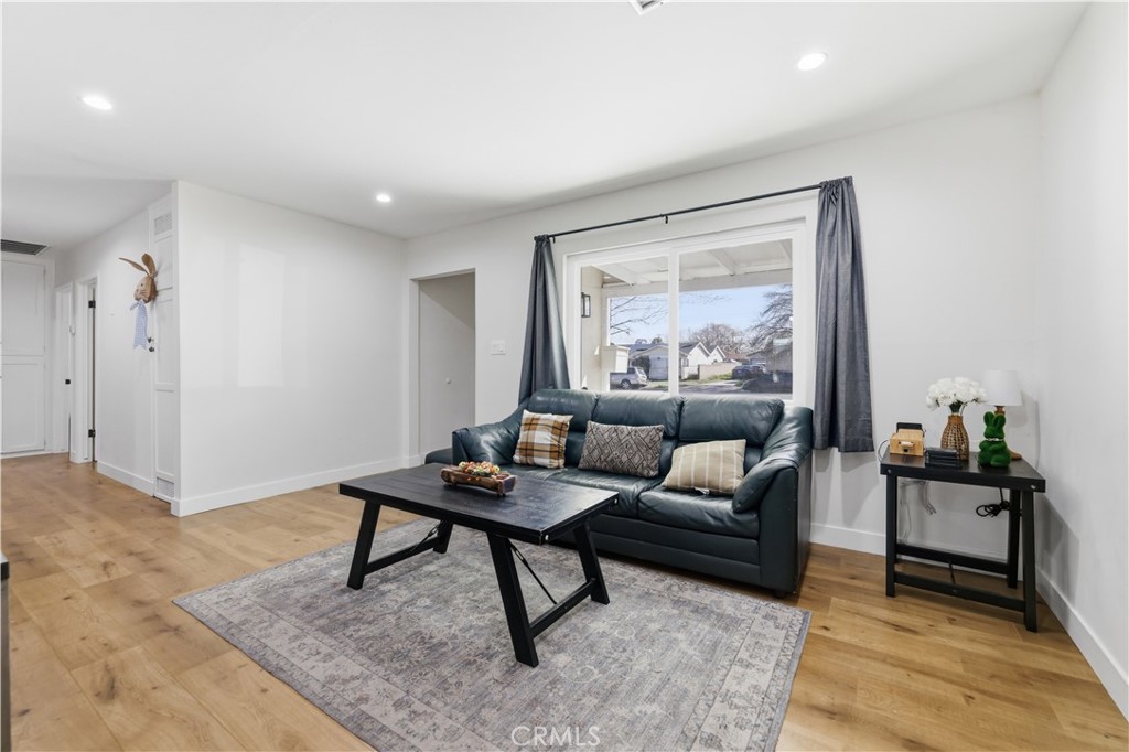 44335 Glenraven