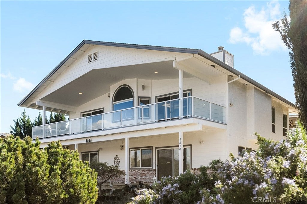 5370 Royal Oaks Drive