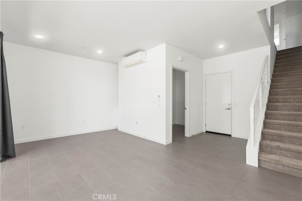 629 W 17th