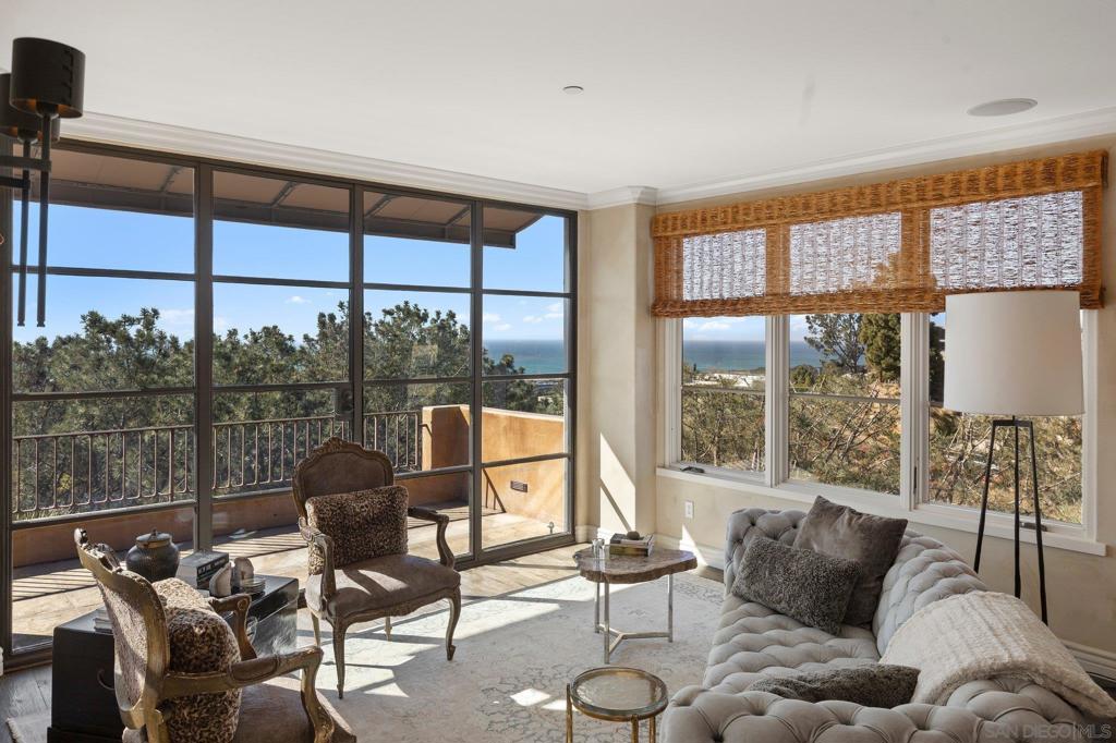 Del Mar - Residential