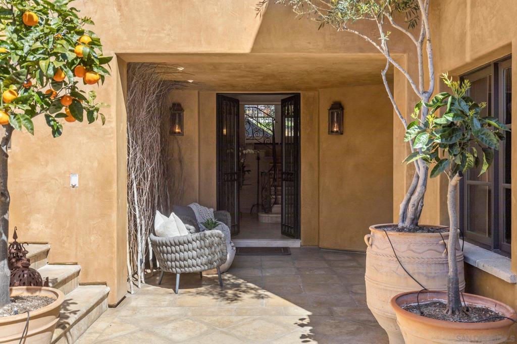 Del Mar - Residential
