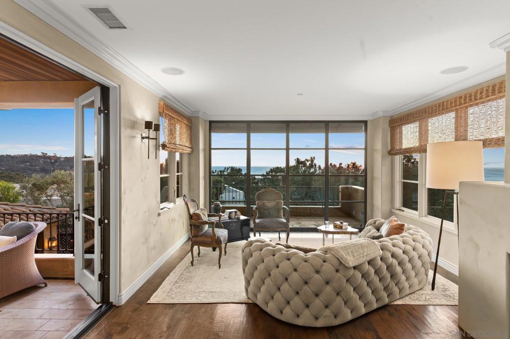 Del Mar - Residential