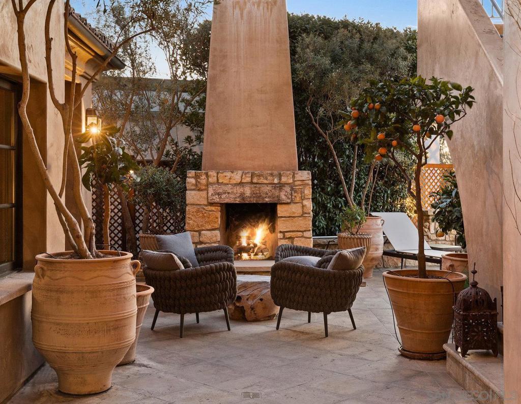 Del Mar - Residential