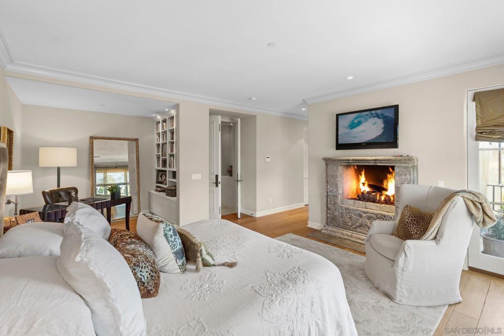 Del Mar - Residential