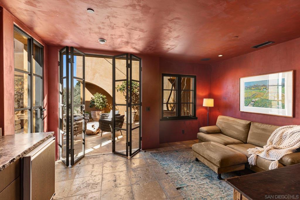 Del Mar - Residential