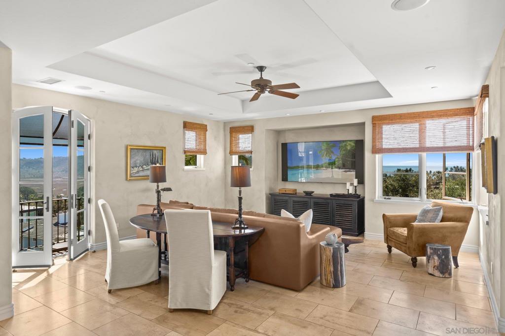 Del Mar - Residential
