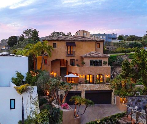 Photo of 12927 Via Grimaldi, Del Mar, CA 92014 (MLS # 250033946SD)