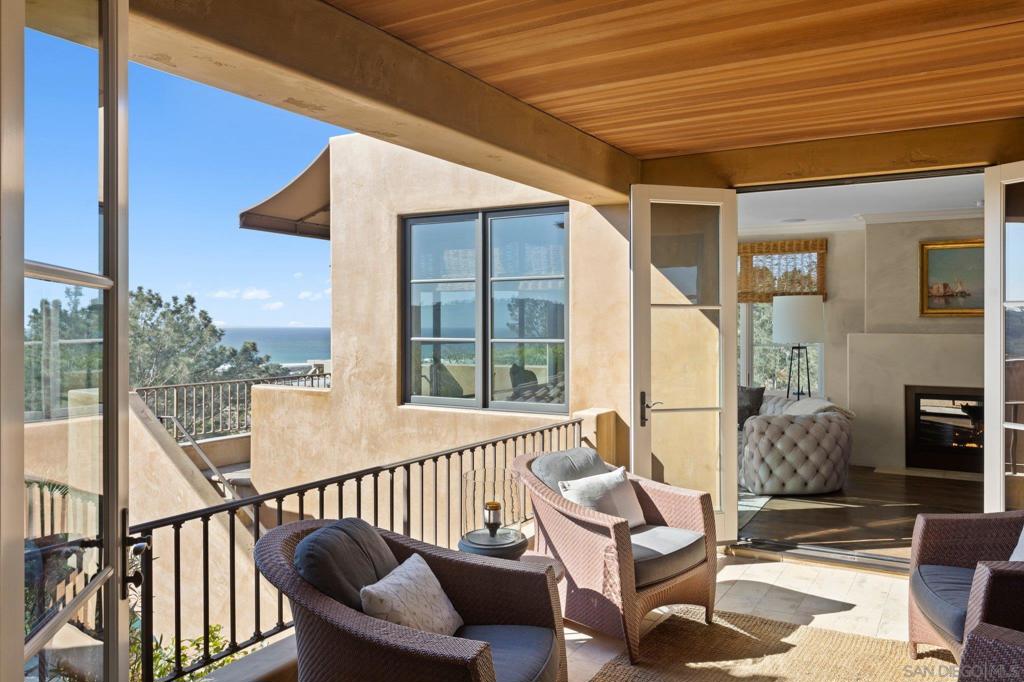 Del Mar - Residential
