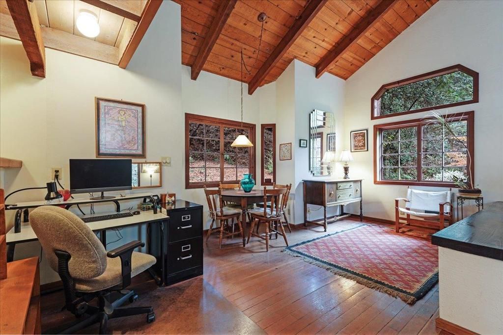 listing image 130727902030558105743