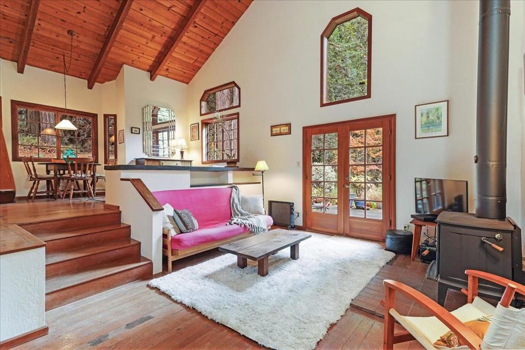 listing image 130726536319279624917
