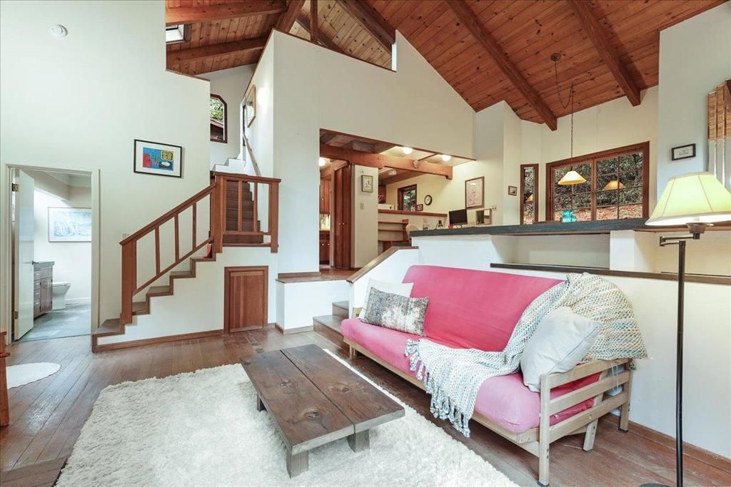 listing image 130721499488034600390