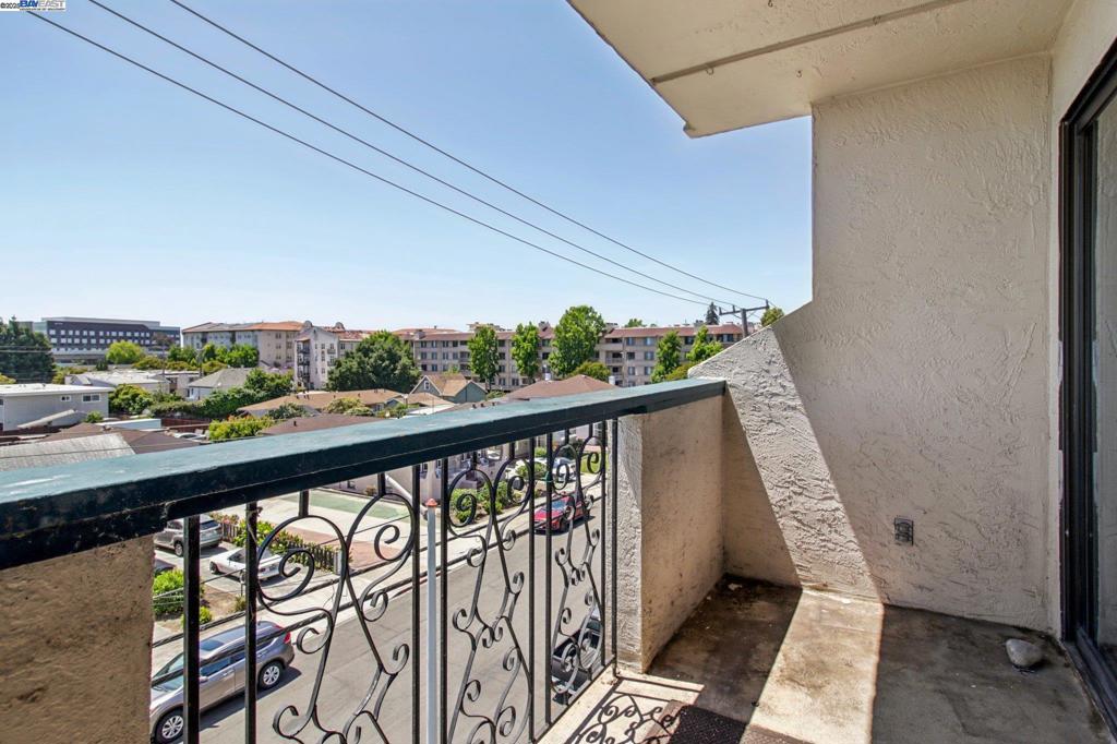 DOWNTOWN SAN LEA - Residential