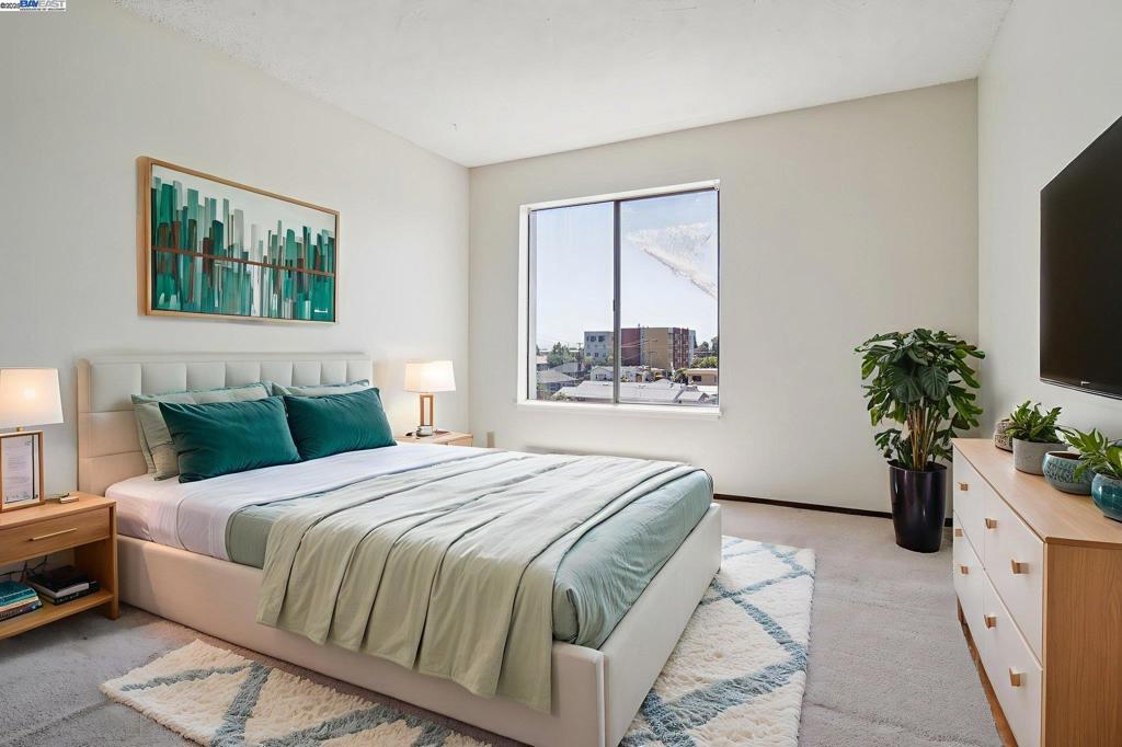 DOWNTOWN SAN LEA - Residential