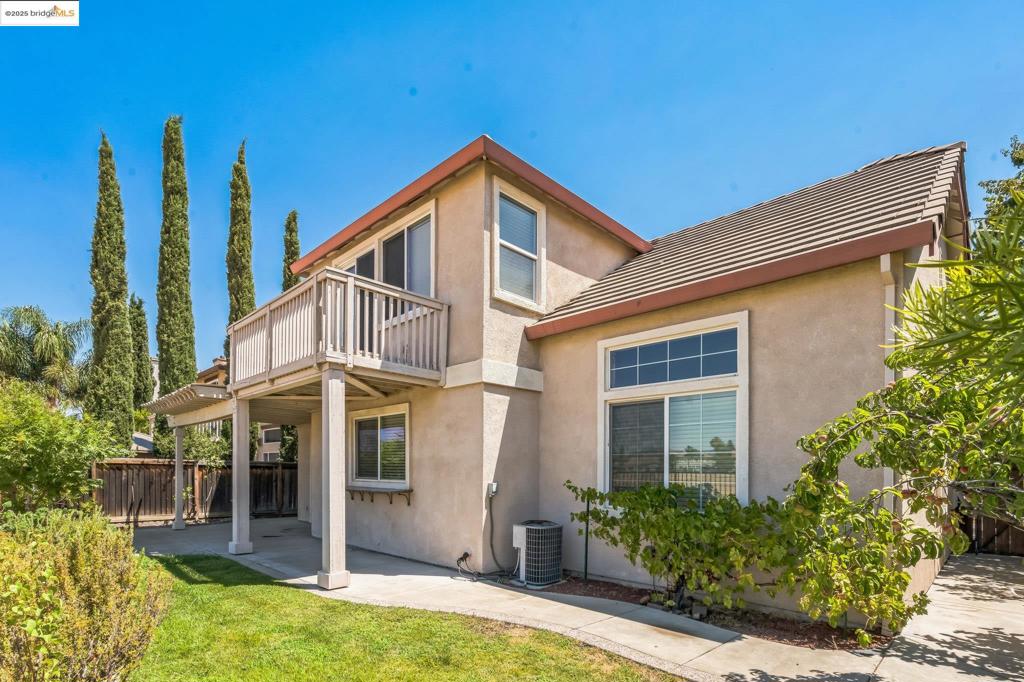 2665 Torrey Pines Dr