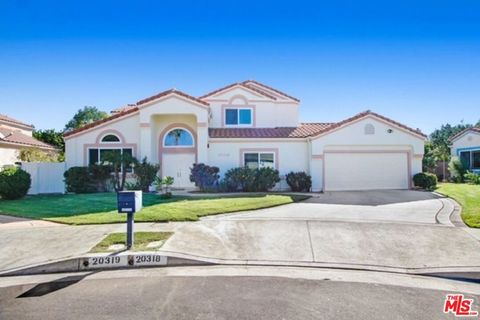 20318 Blythe Street Winnetka CA 91306