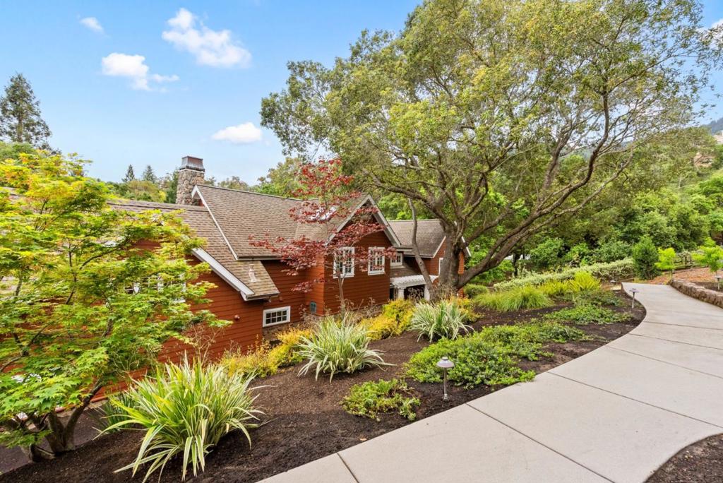 20470 Montalvo Heights Drive