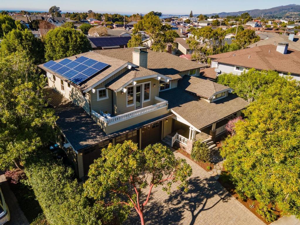 736 Arroyo Leon Drive