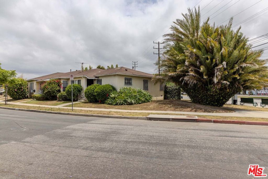1848 S Ogden Drive