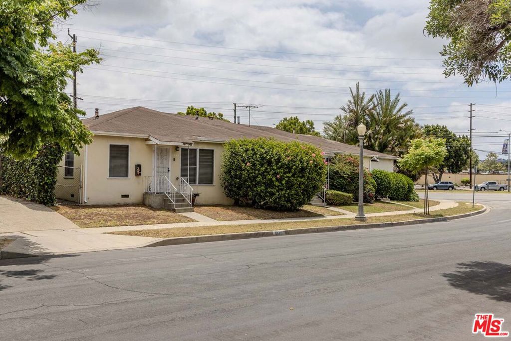 1848 S Ogden Drive