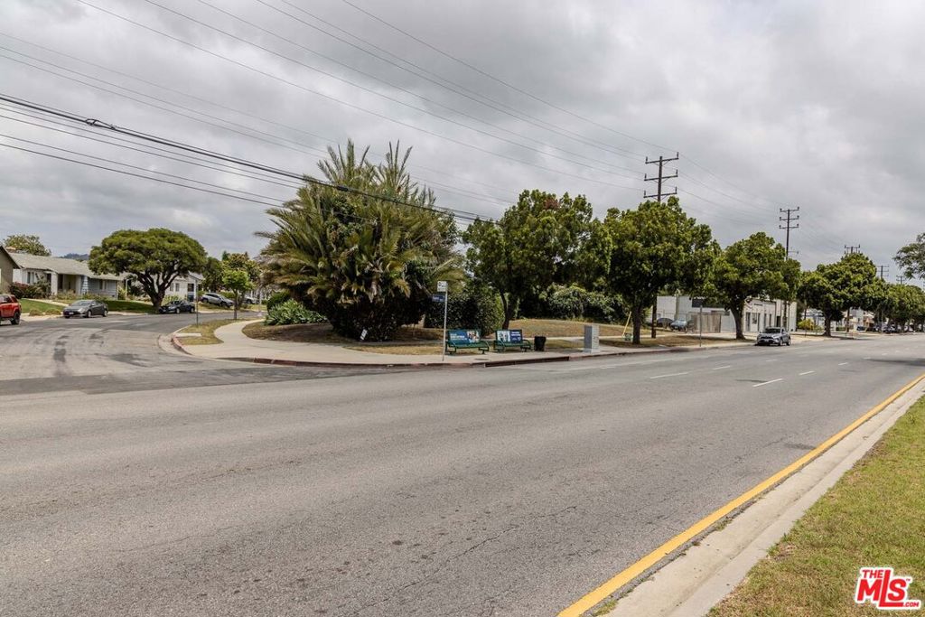 1848 S Ogden Drive