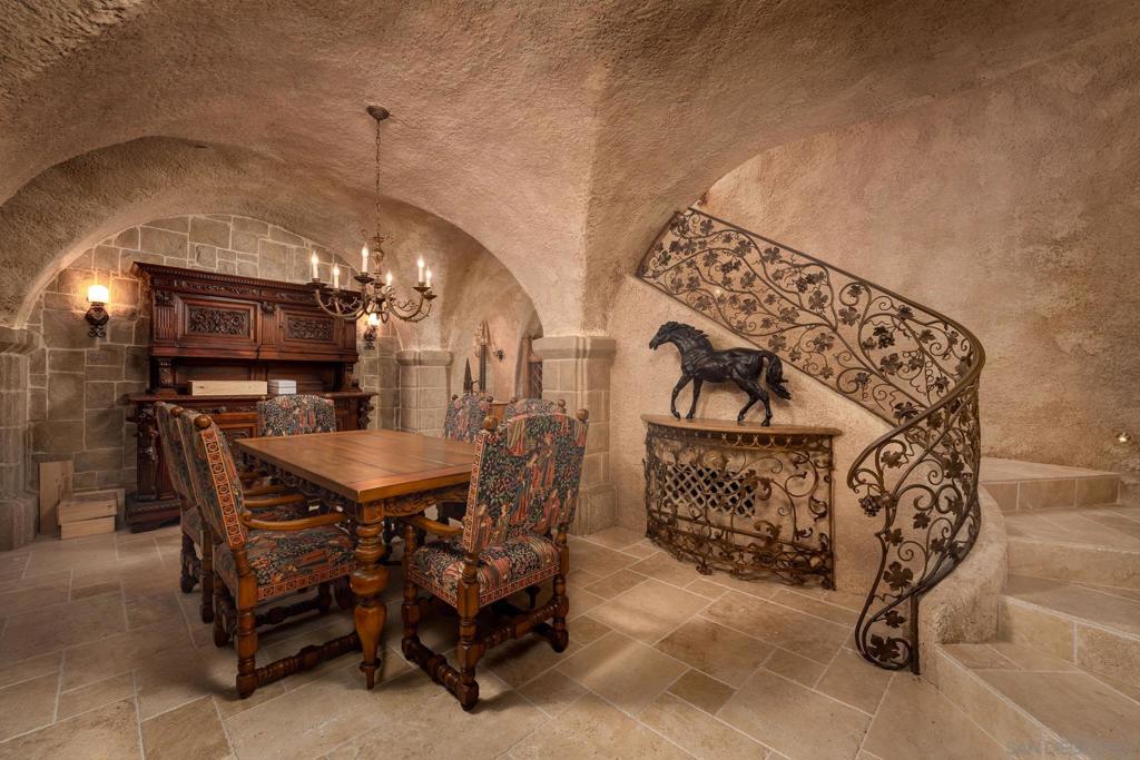 Rancho Santa Fe - Residential