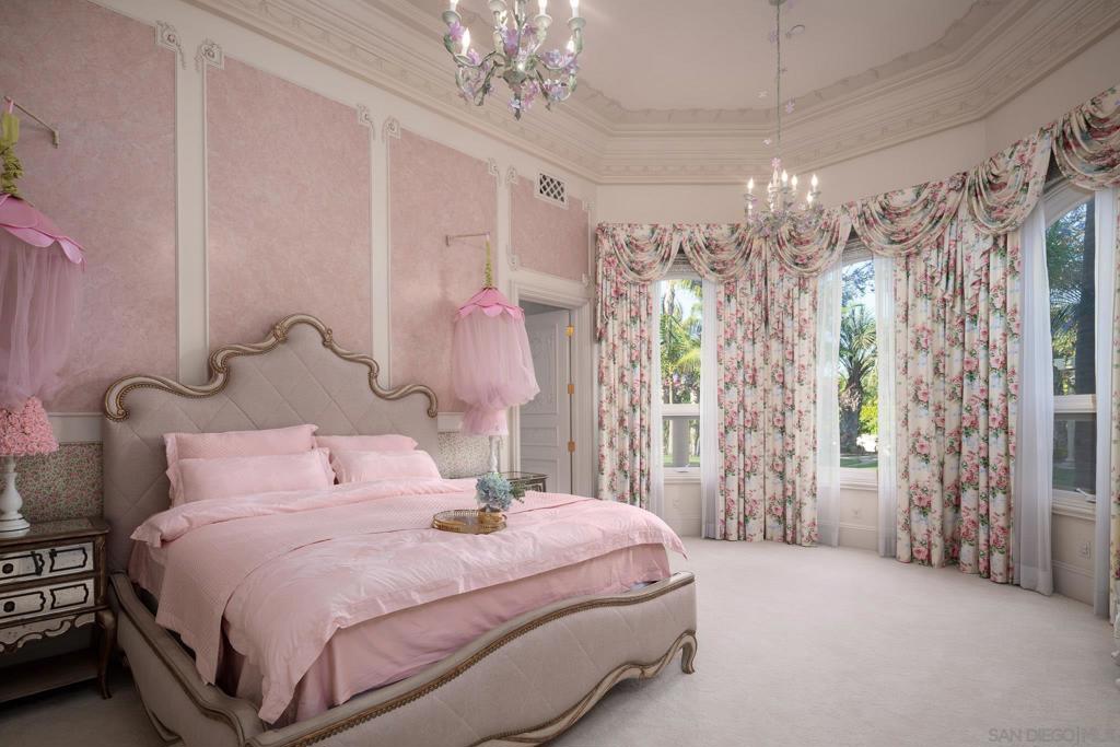 Rancho Santa Fe - Residential