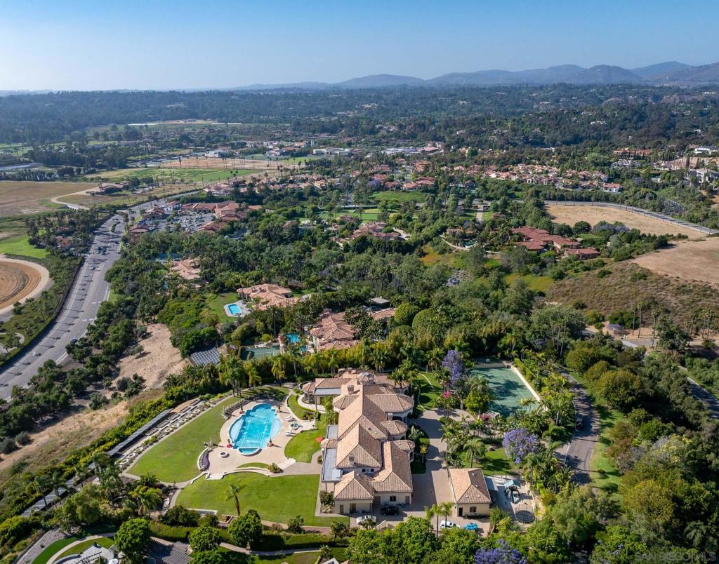 Rancho Santa Fe - Residential