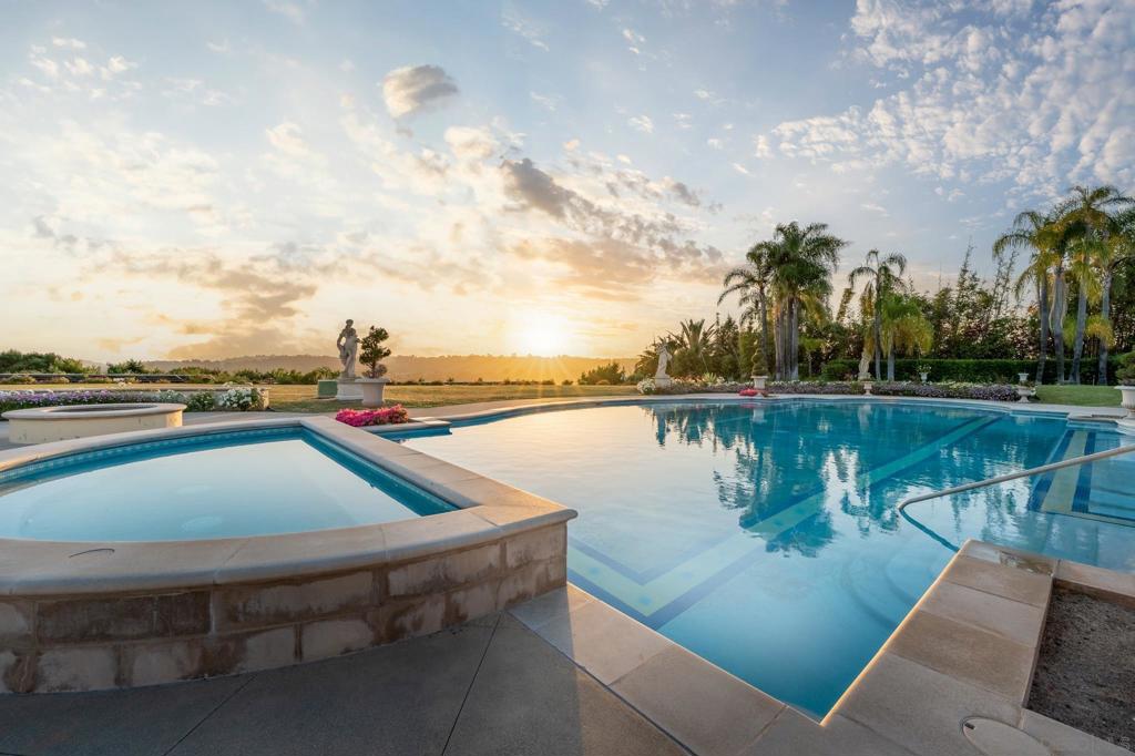 Rancho Santa Fe - Residential