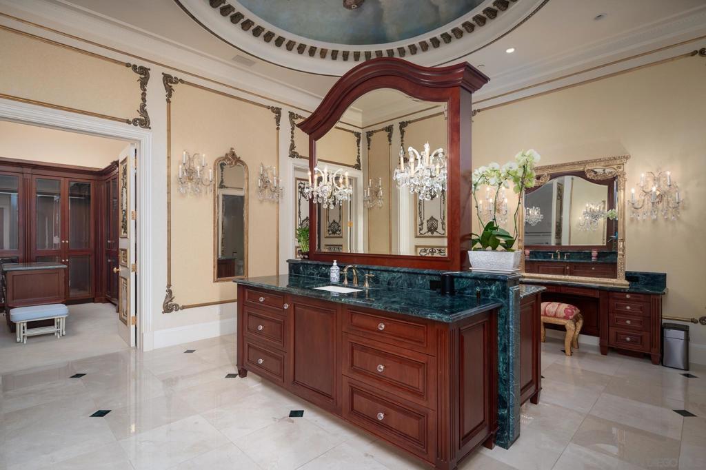 Rancho Santa Fe - Residential