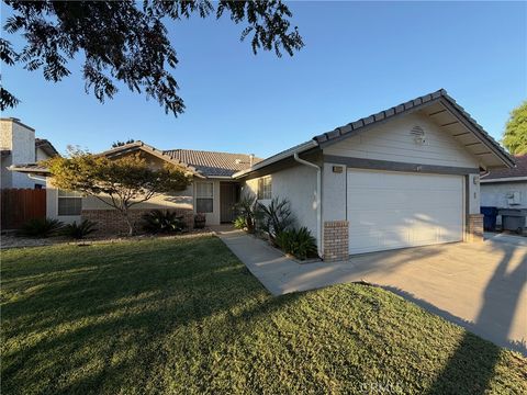 Photo of 2023 Paul Avenue, Clovis, CA 93611 (MLS # FR25236054)