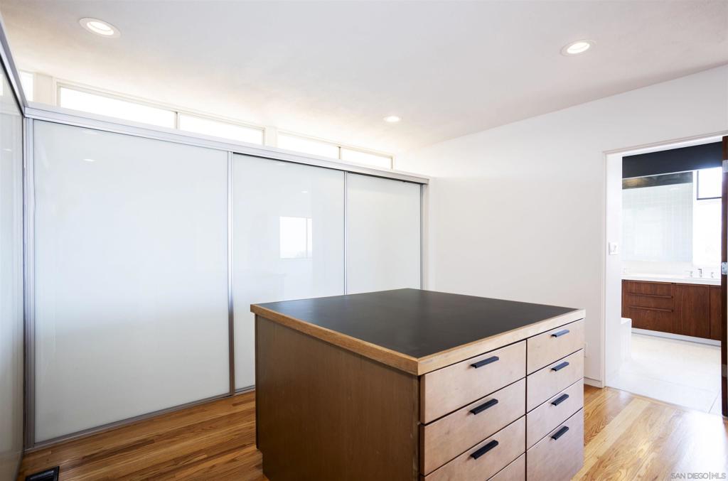 La Jolla - Residential Lease