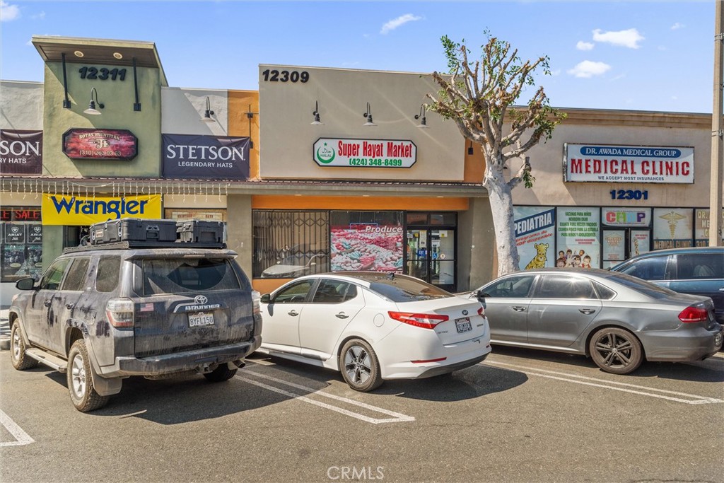 12311 Hawthorne