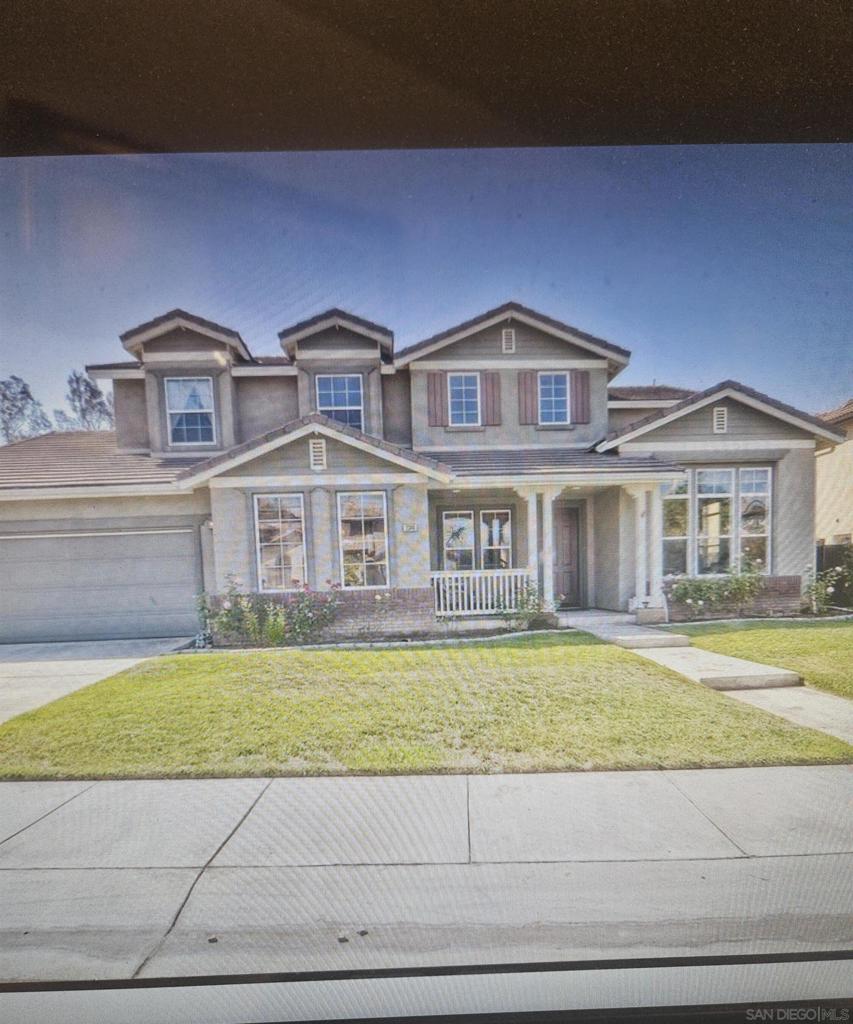 2348 Douglaston GLN
