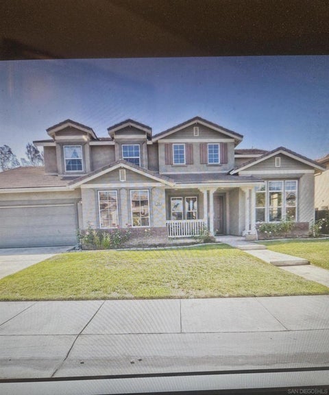 Photo of 2348 Douglaston GLN, Escondido, CA 92026 (MLS # 260014928SD)