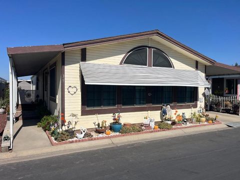 Photo of 500 N Tully Rd RD, Turlock, CA 95380 (MLS # ML82048196)