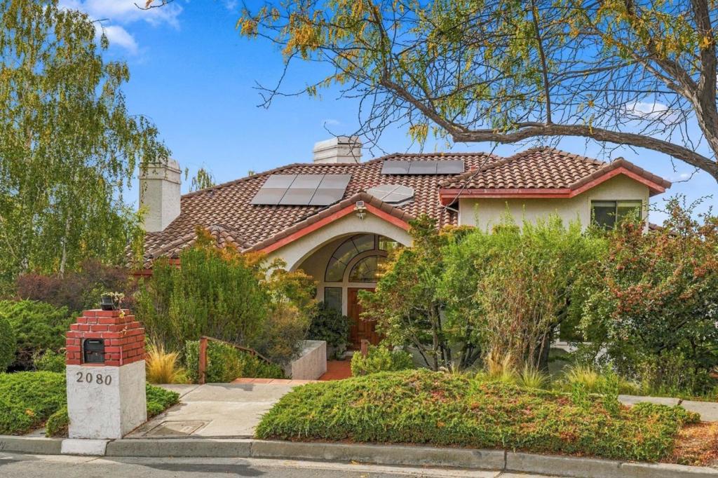 2080 Rancho Higuera Court