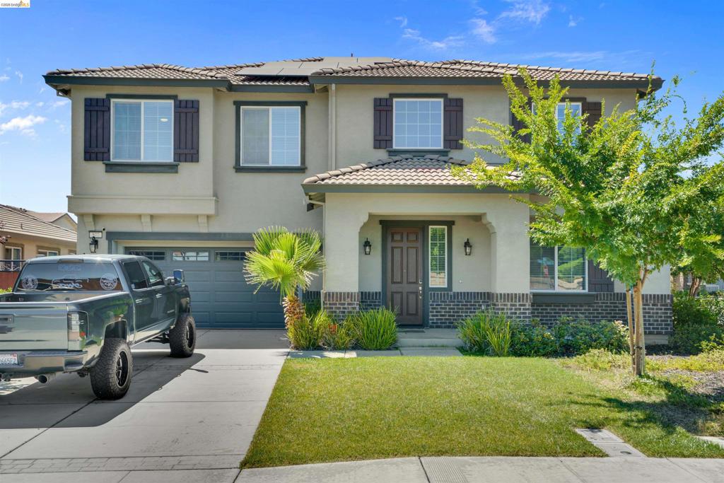 577 Sapphire Parkway