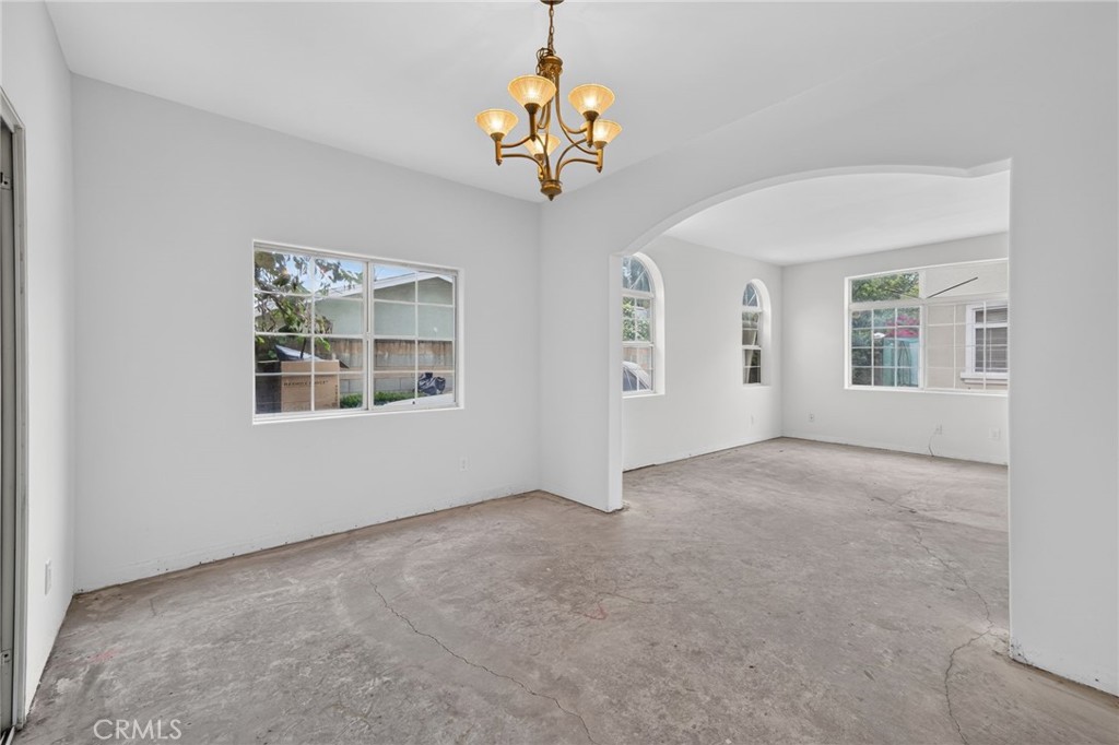 6123 Rosemead