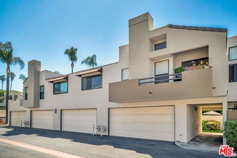 Photo of 4267 Las Virgenes Road #1, Calabasas, CA 91302 (MLS # 26670087)